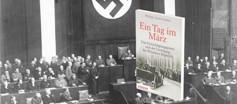 Adolf Hitler während seiner Rede zum Ermächtigungsgesetz am 23. März 1933 in der Berliner Krolloper.